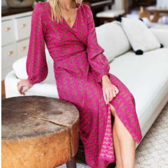 Emerson Fry Dresses & Skirts - EMERSON FRY - Bishop Sleeve Dress - Pink Walking Cheetah Print